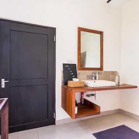 Zarafa House Bed & Breakfast Диани Бийч Екстериор снимка